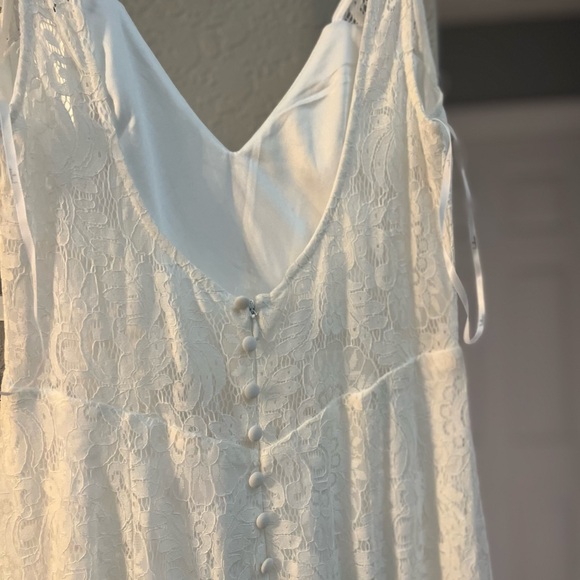 Beloved Eternity White Lace Sleeveless Backless Maxi Dress - Picture 5 of 6